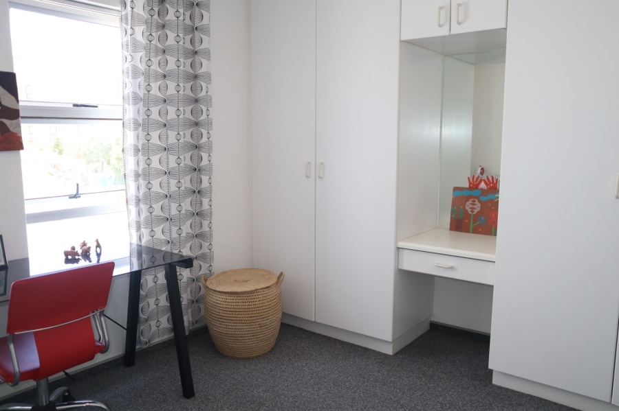 To Let 3 Bedroom Property for Rent in Wavecrest Eastern Cape